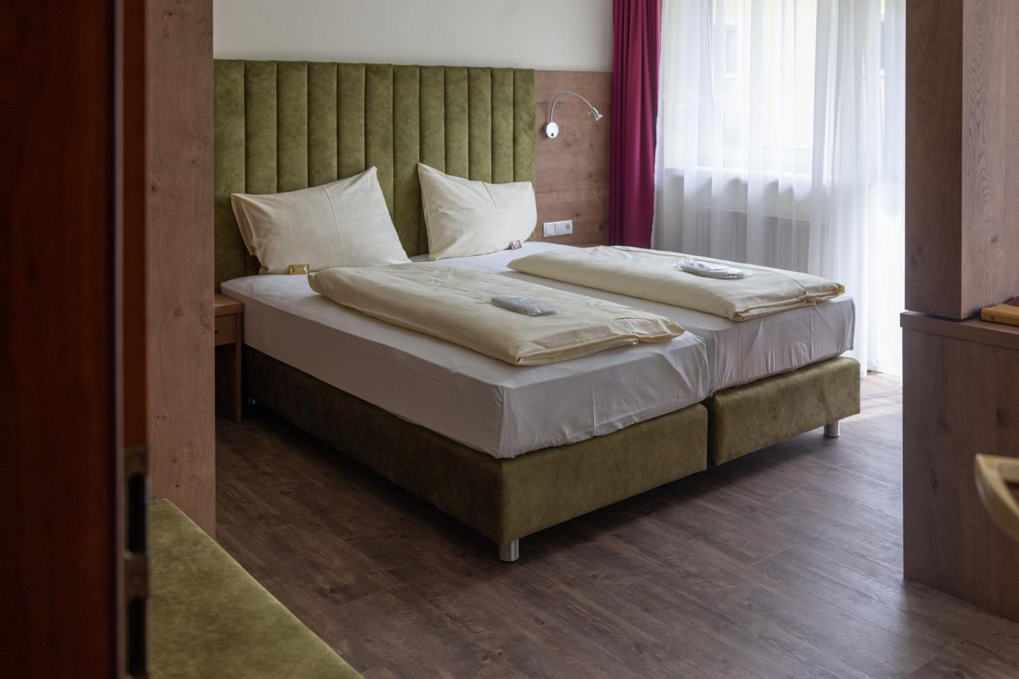 Parkhotel Bad Schallerbach Extérieur photo